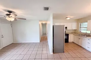 1735 Jefferson Dr, Mount Dora, FL 32757 - Photo 14