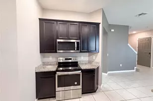 1572 Astoria Arbor Ln, Orlando, FL 32824 - Photo 2