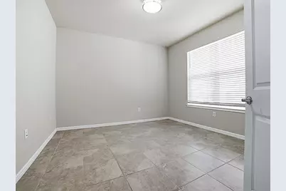 7771 Syracuse Drive, Clermont, FL 34714 - Photo 4