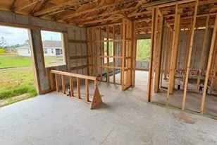 3505 39th St SW, Lehigh Acres, FL 33976 - Photo 4