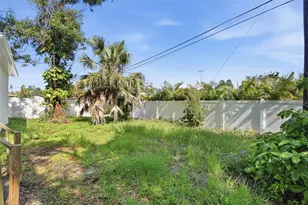 2303 Bahia Vista St, Sarasota, FL 34239 - Photo 52