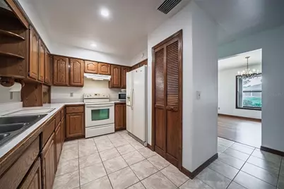 5519 Lake Mary Jess Shores Court, Orlando, FL 32839 - Photo 10
