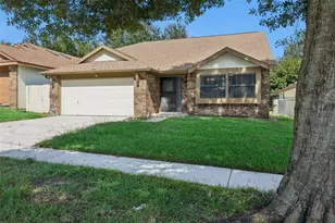 7301 Spring Villas Cir, Orlando, FL 32819 - Photo 6