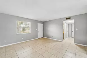 710 N Sinclair Ave, Tavares, FL 32778 - Photo 12