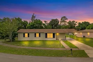 962 Rockhill St, Deltona, FL 32725 - Photo 2