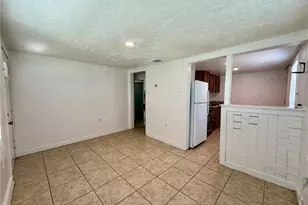 1405 40th St, Orlando, FL 32839 - Photo 4