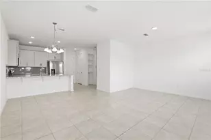 11558 Buoy Point Pl, Orlando, FL 32832 - Photo 4