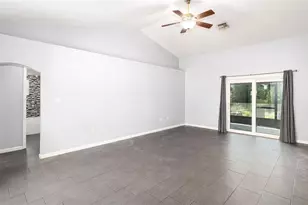 16023 Worthington, Mascotte, FL 34753 - Photo 12