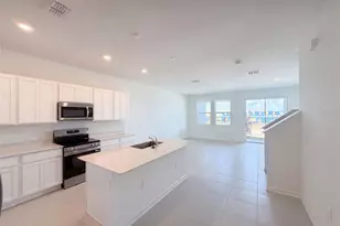 3110 Kurtz Ter, Davenport, FL 33837 - Photo 2