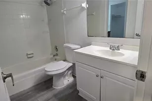 8849 S Old Kings Rd, Jacksonville, FL 32257 - Photo 4