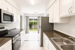 1078 Martex Dr, Apopka, FL 32703 - Photo 2