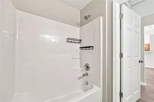 1346 Dunbarton Ct, Kissimmee, FL 34758 - Photo 20