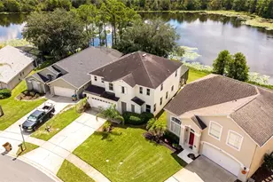 2895 Blooming Alamanda Loop, Kissimmee, FL 34747 - Photo 6