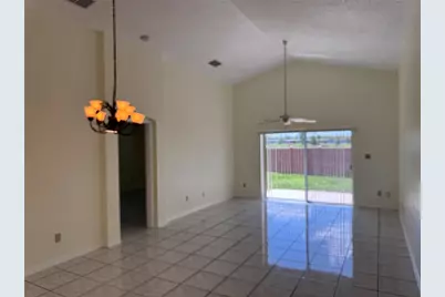 7872 Elmstone Circle, Orlando, FL 32822 - Photo 2