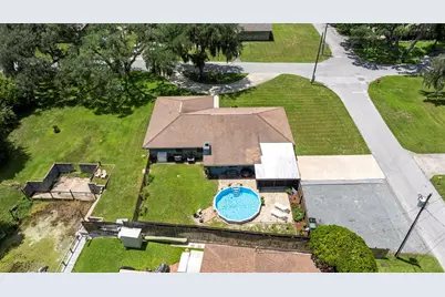 1351 Cr 482N, Lake Panasoffkee, FL 33538 - Photo 60