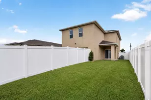 1021 Silverbell Trl, Saint Cloud, FL 34771 - Photo 14