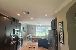 6145 Anise Dr, Sarasota, FL 34238 - Photo 12