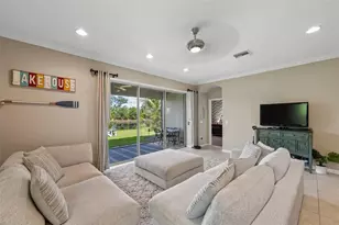 6145 Anise Dr, Sarasota, FL 34238 - Photo 4