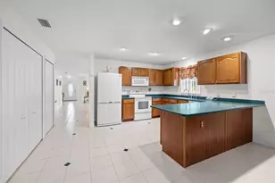 401 Brookedge NE St, Palm Bay, FL 32907 - Photo 12