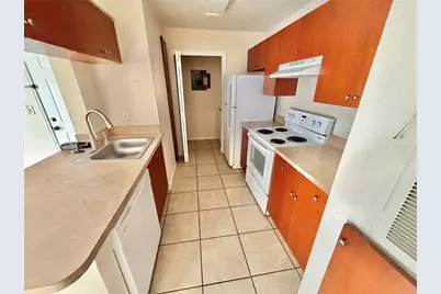 2550 N Alafaya Trail #2111, Orlando, FL 32826 - Photo 6