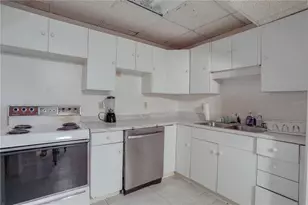 5212 Abelia Dr, Orlando, FL 32819 - Photo 10