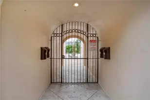 310 E Vanderbilt St, Orlando, FL 32804 - Photo 4