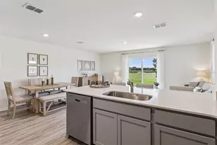 4270 Butterscotch Cir, Lakeland, FL 33811 - Photo 8