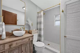 140 N Johns St, Mount Dora, FL 32757 - Photo 18
