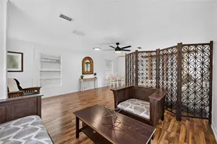 140 N Johns St, Mount Dora, FL 32757 - Photo 8