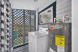 140 N Johns St, Mount Dora, FL 32757 - Photo 22