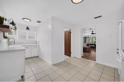 140 N Johns Street, Mount Dora, FL 32757 - Photo 14