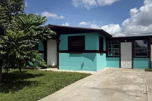 2884 Tropic Rd, Melbourne, FL 32935 - Photo 2