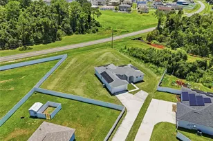 632 Hudson Valley Dr, Poinciana, FL 34759 - Photo 2