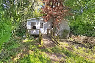 8216 Simpson Ln, Lakeland, FL 33809 - Photo 2