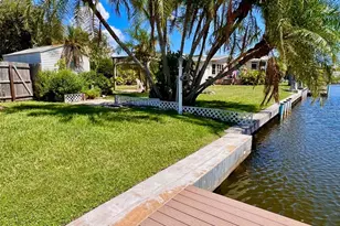 47-49 Hatchett Creek Rd, Venice, FL 34285 - Photo 16