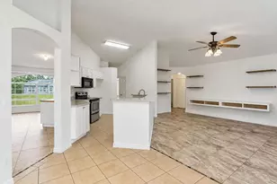 2007 N Parkton Dr, Deltona, FL 32725 - Photo 12