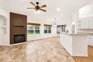2007 N Parkton Dr, Deltona, FL 32725 - Photo 10