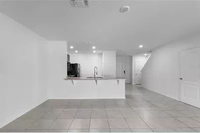9033 Wildflower Lane, Kissimmee, FL 34747 - Photo 10