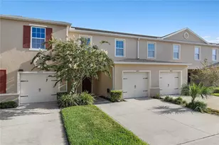 9033 Wildflower Ln, Kissimmee, FL 34747 - Photo 6