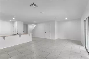 9033 Wildflower Ln, Kissimmee, FL 34747 - Photo 14