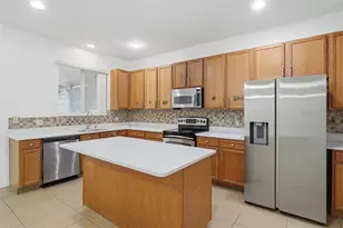 2830 Paynes Prairie Cir, Kissimmee, FL 34743 - Photo 16