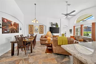 358 Lancaster Dr, Davenport, FL 33897 - Photo 20