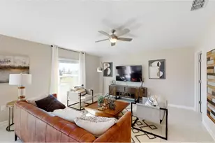 5204 Worchester Dr, Kissimmee, FL 34746 - Photo 4