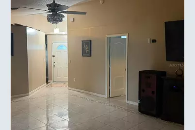 1013 Mayfair Place, Kissimmee, FL 34758 - Photo 4