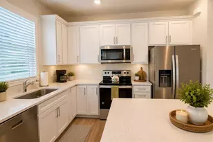 2756 Summer Retreat Ln, Kissimmee, FL 34744 - Photo 12