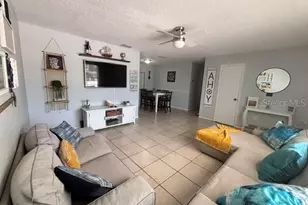 8218 43rd Ave W, Bradenton, FL 34209 - Photo 4