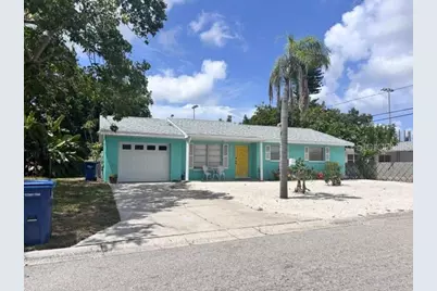 8218 43rd Avenue W, Bradenton, FL 34209 - Photo 1