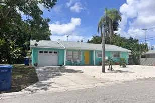 8218 43rd Ave W, Bradenton, FL 34209 - Photo 1