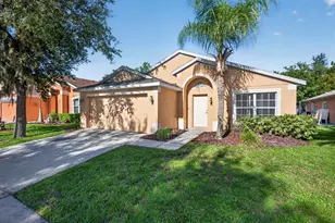 839 Sandy Ridge Dr, Davenport, FL 33896 - Photo 2