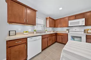 341 Willowbay Ridge St, Sanford, FL 32771 - Photo 16